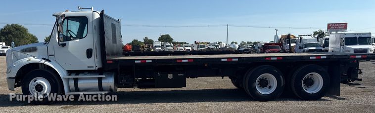 image for item EG6145 2007 Freightliner Business Class M2 flatbed truck