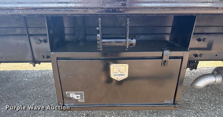 image for item EG6145 2007 Freightliner Business Class M2 flatbed truck