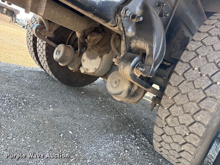 image for item EG6145 2007 Freightliner Business Class M2 flatbed truck