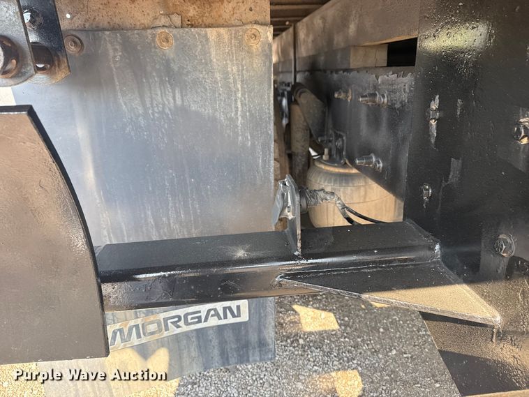 image for item EG6145 2007 Freightliner Business Class M2 flatbed truck