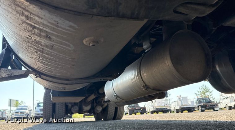 image for item EG6145 2007 Freightliner Business Class M2 flatbed truck