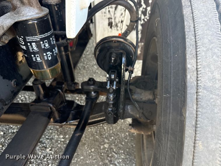 image for item EG6145 2007 Freightliner Business Class M2 flatbed truck