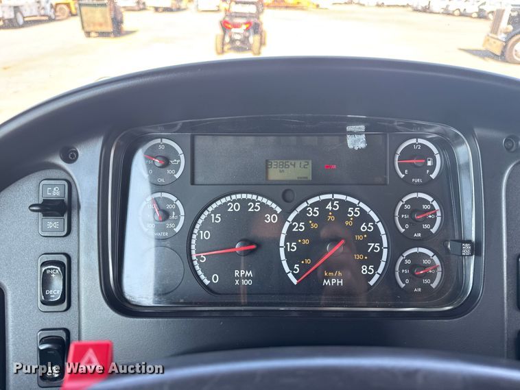 image for item EG6145 2007 Freightliner Business Class M2 flatbed truck