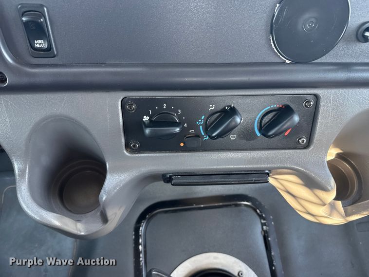 image for item EG6145 2007 Freightliner Business Class M2 flatbed truck