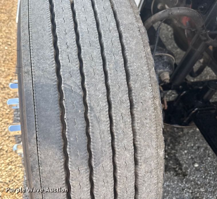 image for item EG6145 2007 Freightliner Business Class M2 flatbed truck