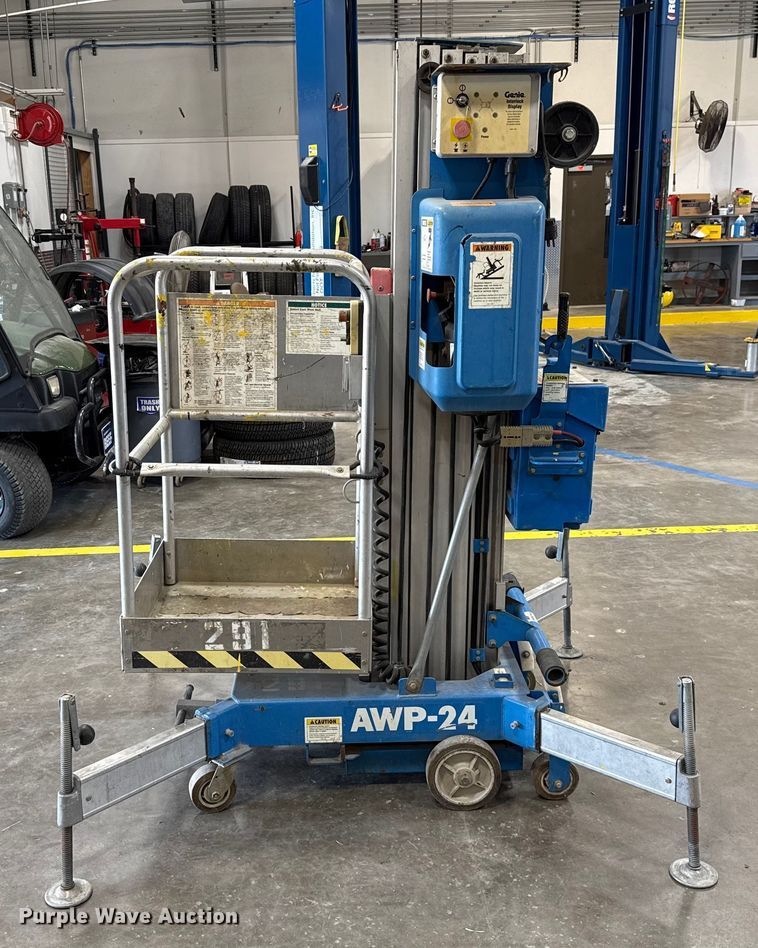 image for item EH4070 Genie AWP-24 vertical lift
