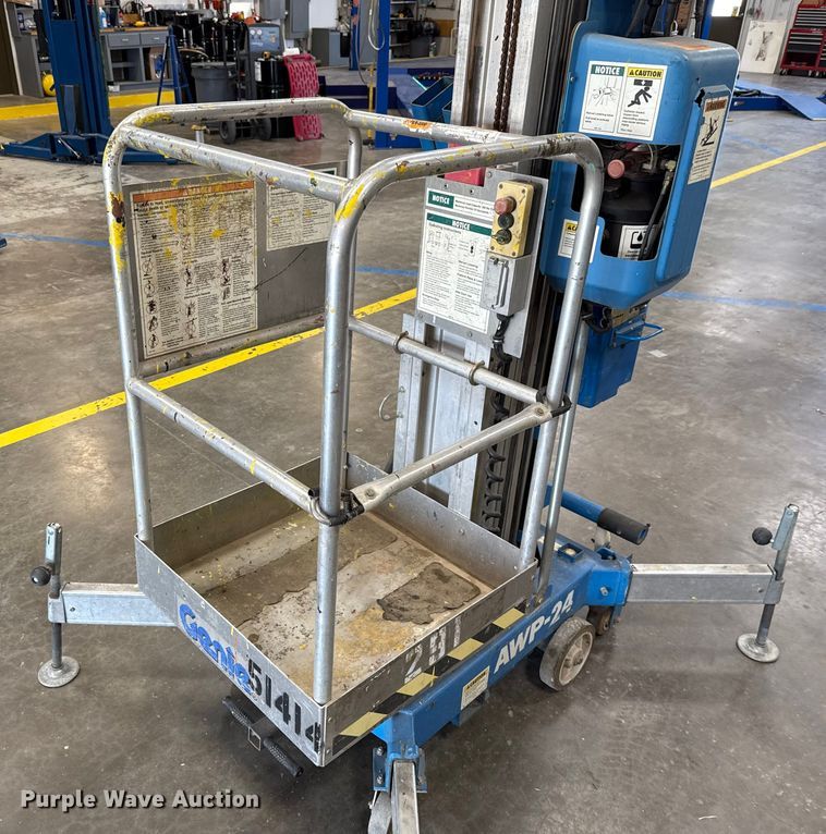 image for item EH4070 Genie AWP-24 vertical lift