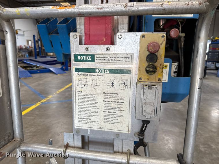 image for item EH4070 Genie AWP-24 vertical lift