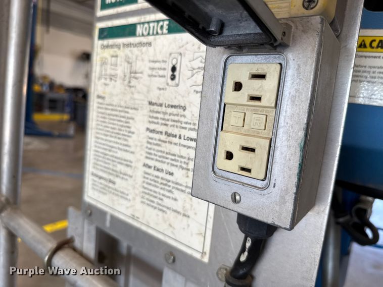 image for item EH4070 Genie AWP-24 vertical lift