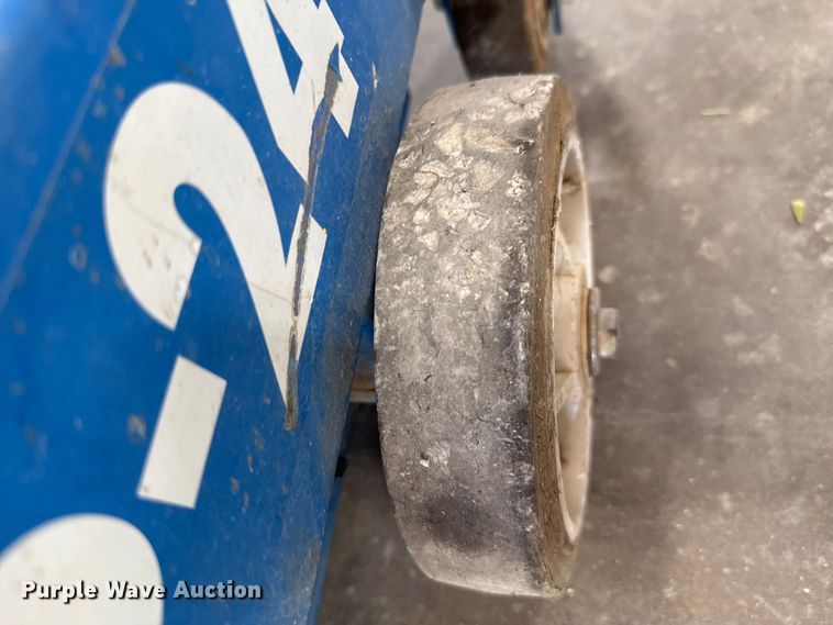 image for item EH4070 Genie AWP-24 vertical lift