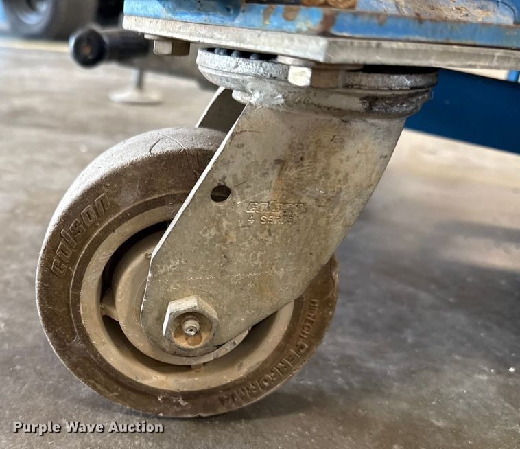 image for item EH4070 Genie AWP-24 vertical lift