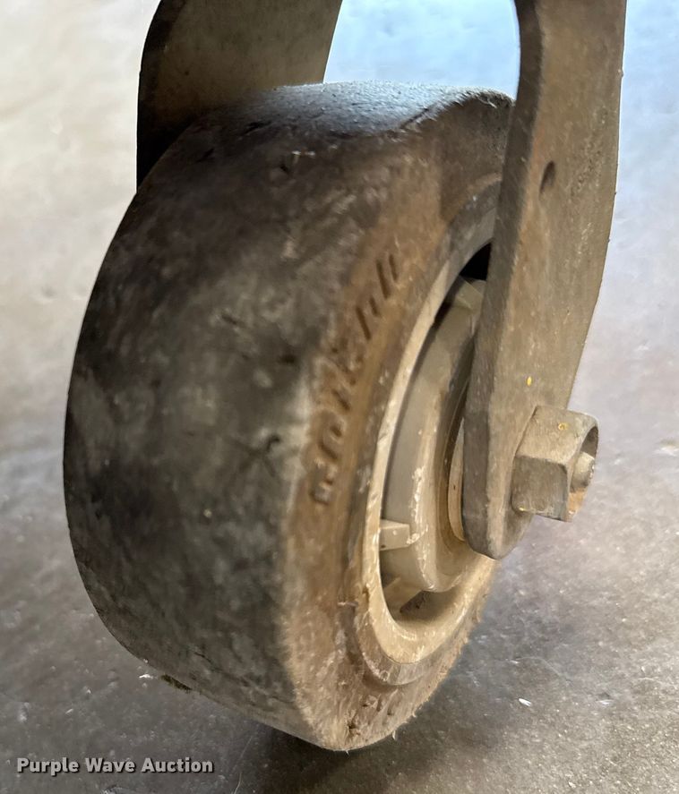 image for item EH4070 Genie AWP-24 vertical lift