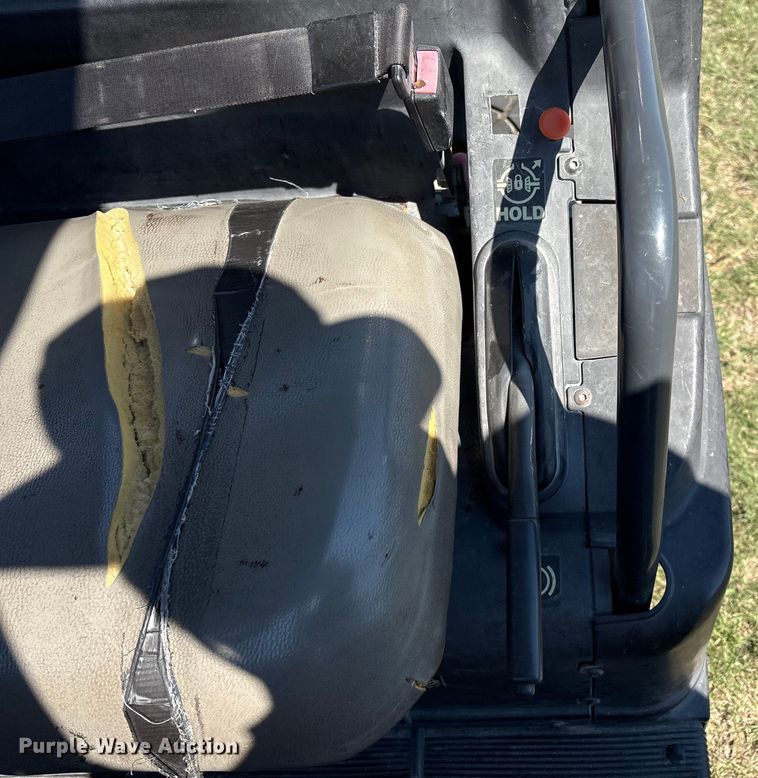 image for item EH4074 2007 Kubota RTV900 utility vehicle