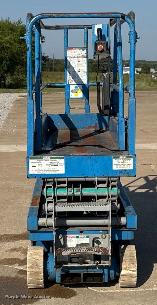 image for item EH4075 Genie GS-1930 scissor lift