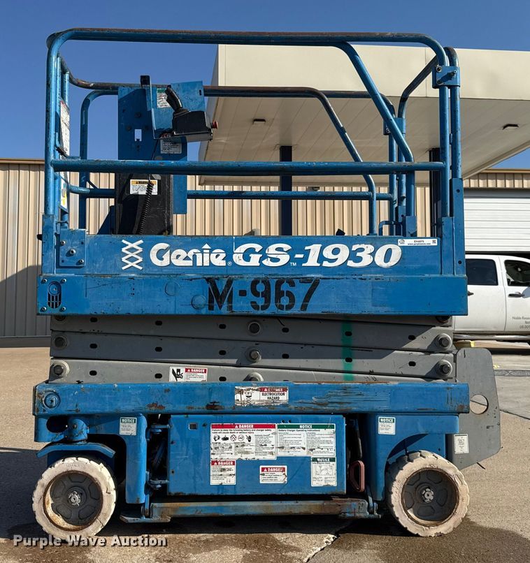 image for item EH4075 Genie GS-1930 scissor lift