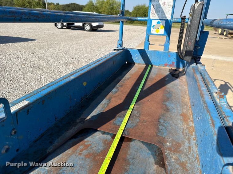 image for item EH4075 Genie GS-1930 scissor lift