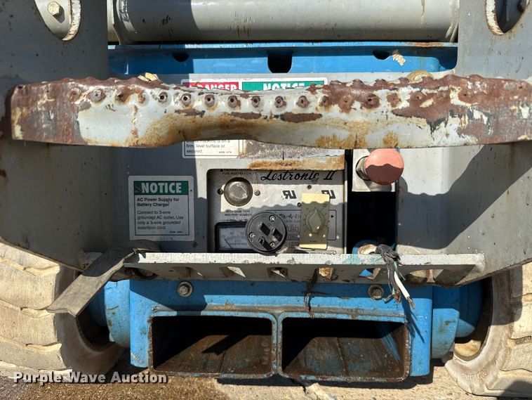 image for item EH4075 Genie GS-1930 scissor lift