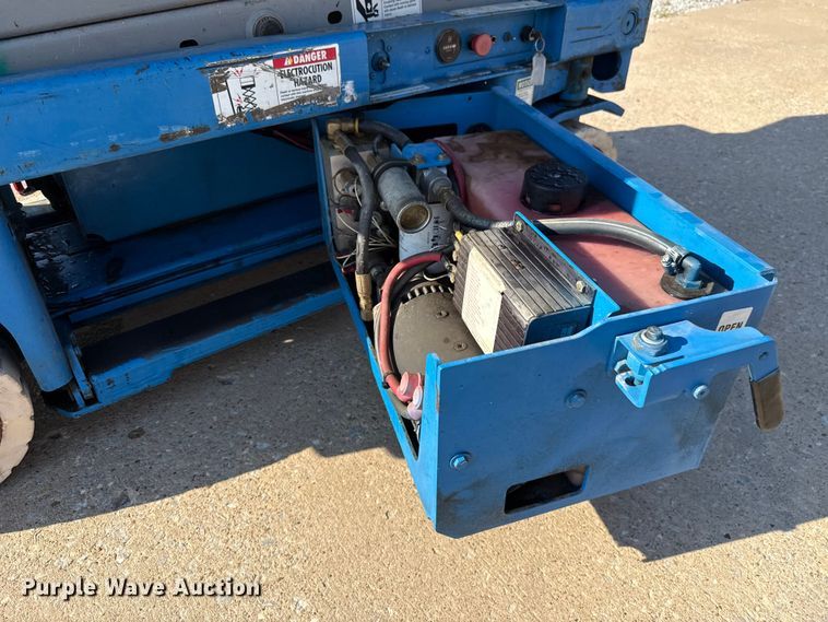 image for item EH4075 Genie GS-1930 scissor lift