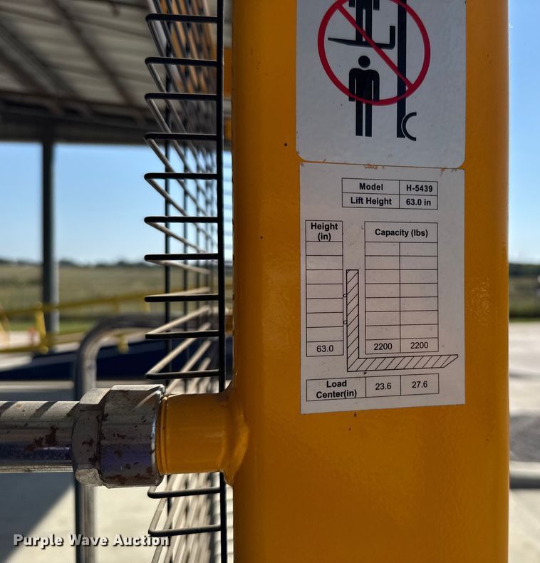 image for item EH4079 2017 Zhejiang H-5439 pallet jack