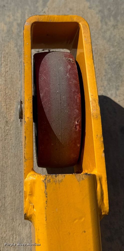 image for item EH4079 2017 Zhejiang H-5439 pallet jack