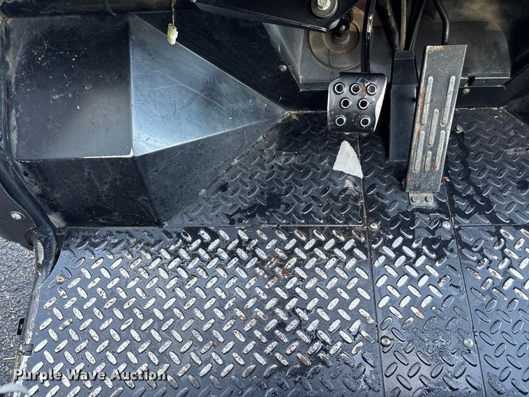 image for item EH7512 2015 Kawasaki Mule 4010 utility vehicle