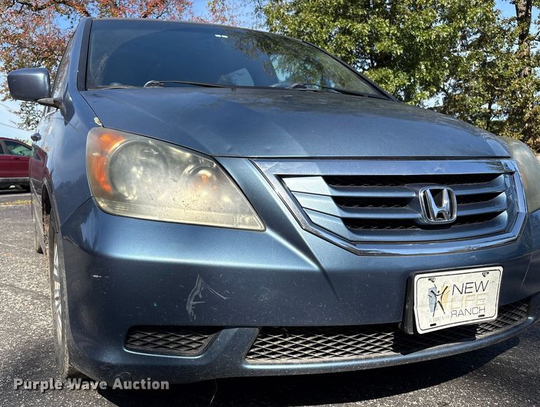 image for item EH7513 2008 Honda Odyssey van