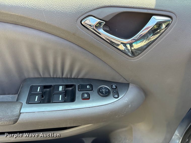 image for item EH7513 2008 Honda Odyssey van