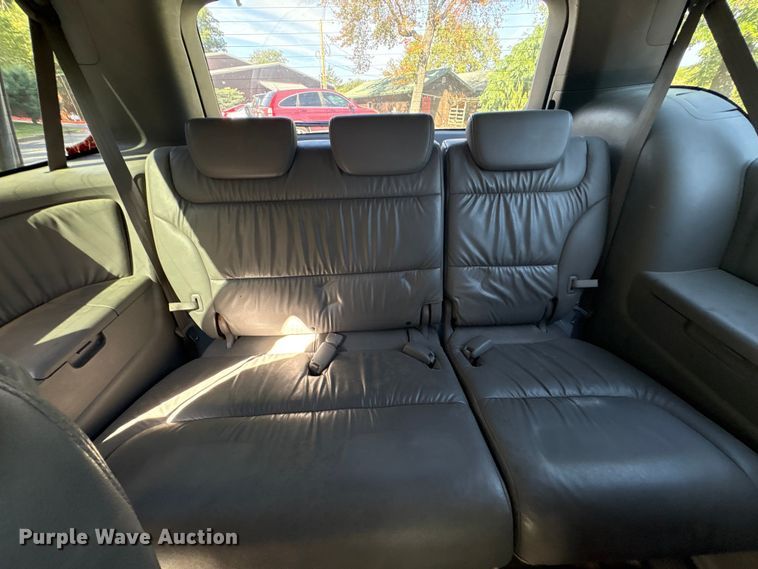 image for item EH7513 2008 Honda Odyssey van