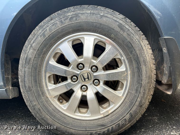 image for item EH7513 2008 Honda Odyssey van