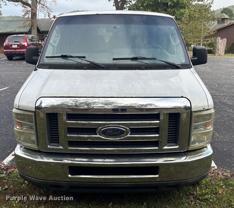image for item EH7514 2010 Ford E350 van