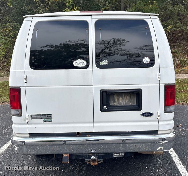 image for item EH7514 2010 Ford E350 van
