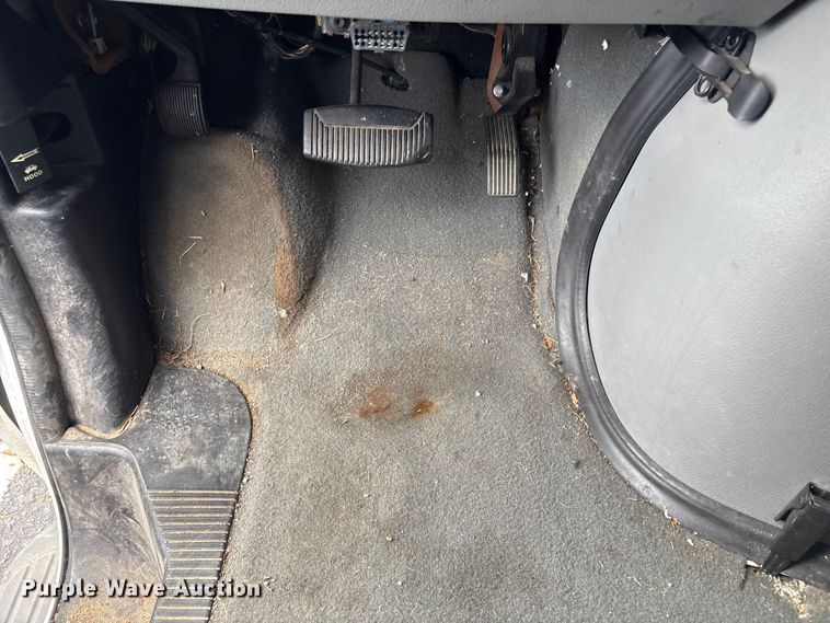 image for item EH7514 2010 Ford E350 van