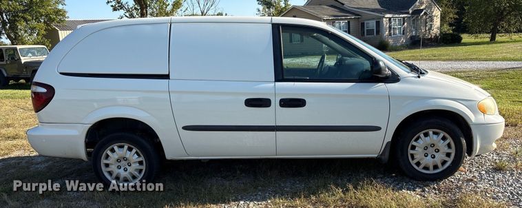 image for item EH7527 2003 Dodge Grand Caravan van