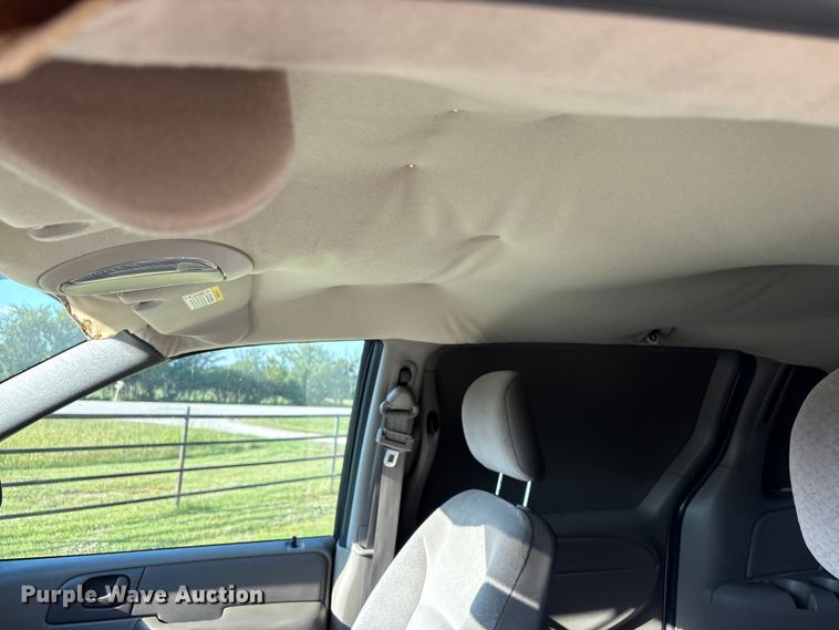 image for item EH7527 2003 Dodge Grand Caravan van
