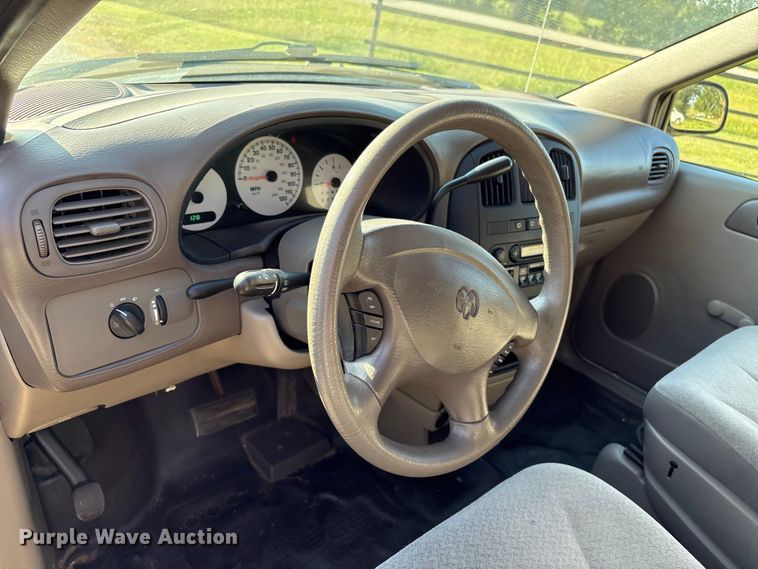 image for item EH7527 2003 Dodge Grand Caravan van