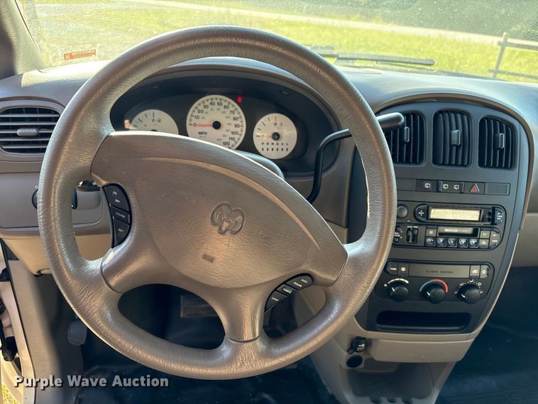 image for item EH7527 2003 Dodge Grand Caravan van