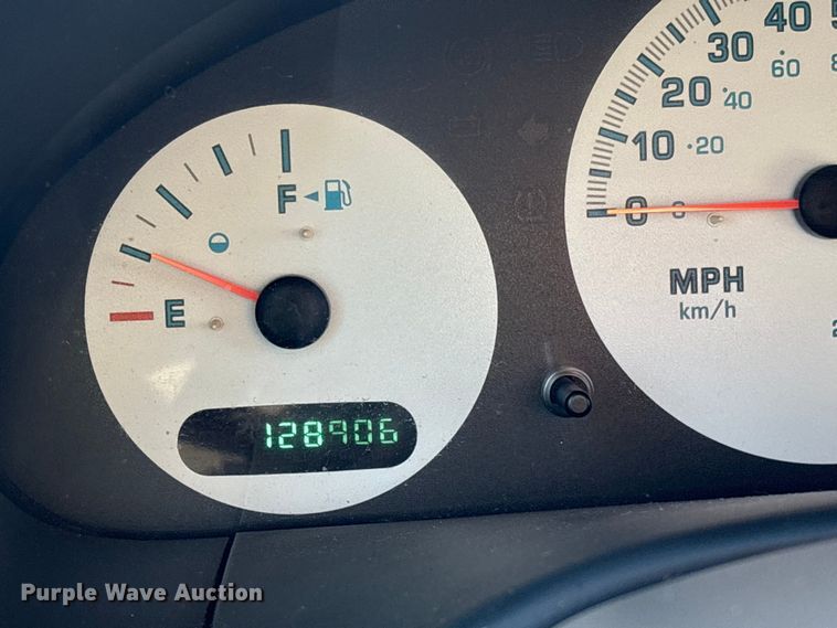 image for item EH7527 2003 Dodge Grand Caravan van