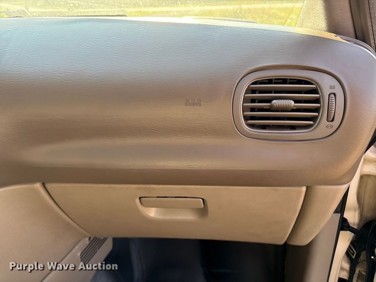 image for item EH7527 2003 Dodge Grand Caravan van