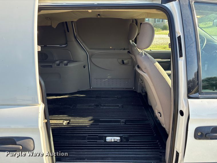 image for item EH7527 2003 Dodge Grand Caravan van