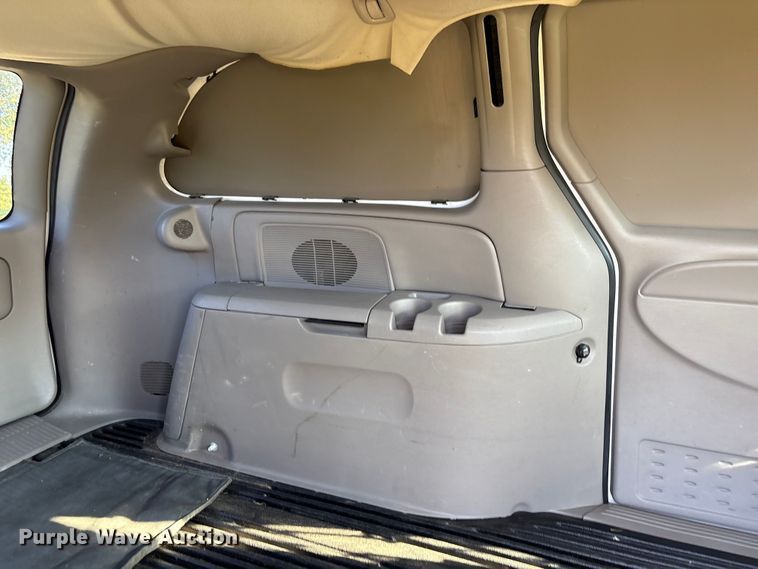 image for item EH7527 2003 Dodge Grand Caravan van