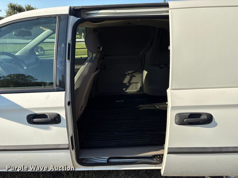 image for item EH7527 2003 Dodge Grand Caravan van