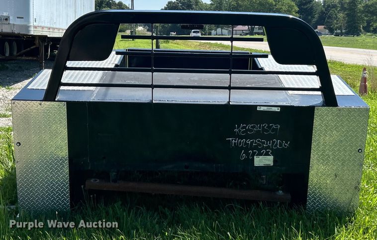 image for item EK8397 CM TM-02975742DLX utility bed