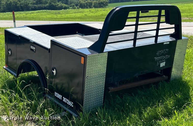 image for item EK8397 CM TM-02975742DLX utility bed