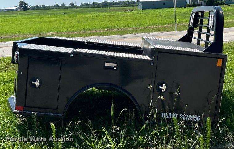 image for item EK8397 CM TM-02975742DLX utility bed