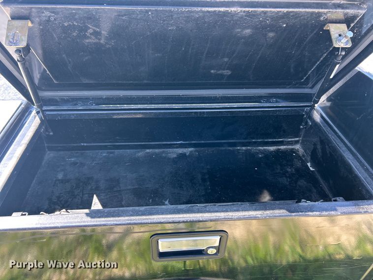 image for item EK8397 CM TM-02975742DLX utility bed