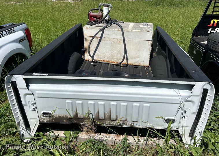 image for item EK8409 Pickup truck bed