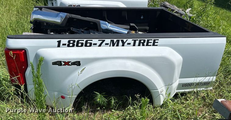 image for item EK8410 Ford pickup truck bed