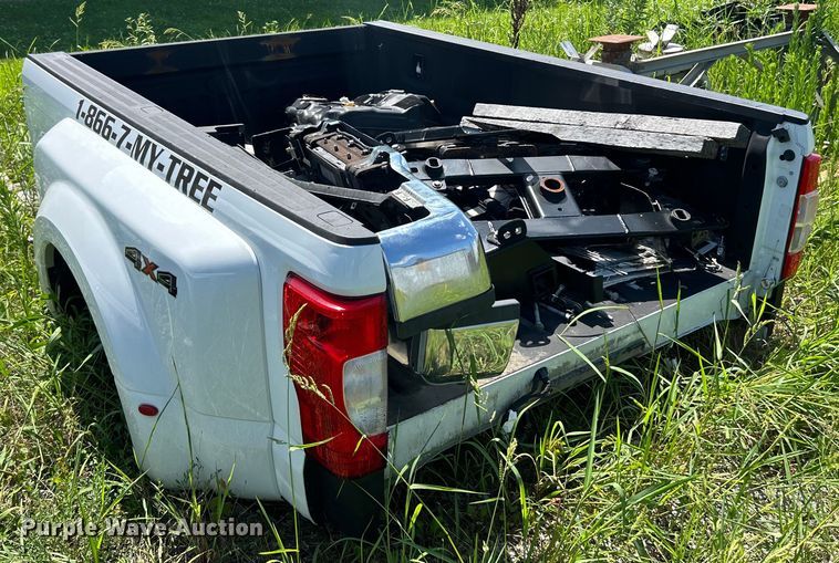 image for item EK8410 Ford pickup truck bed