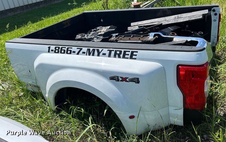 image for item EK8410 Ford pickup truck bed