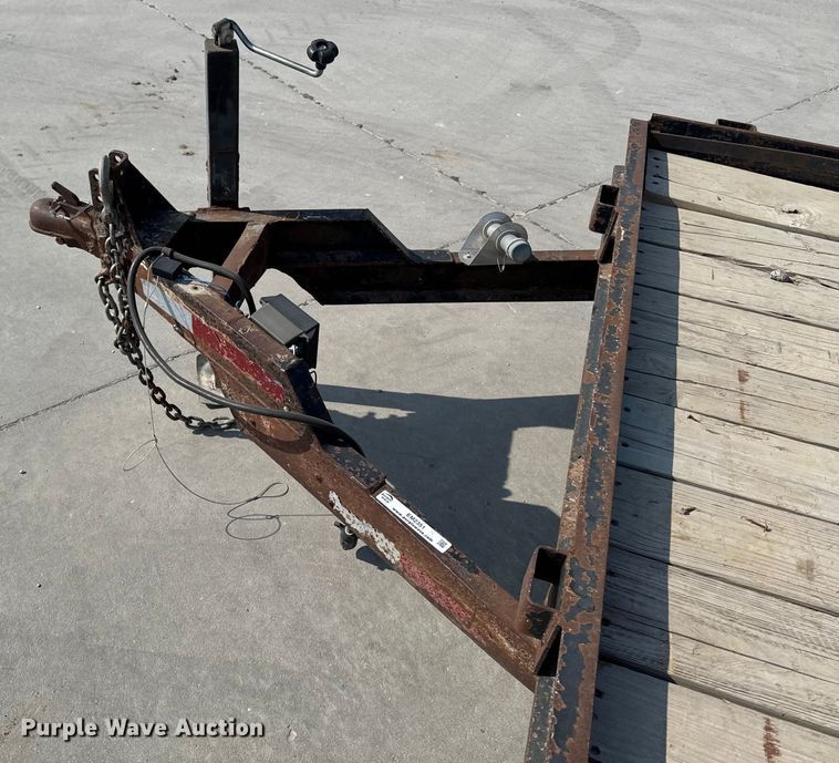 image for item EM2351 2002 Cronkite Ind 2600EWSA utility trailer